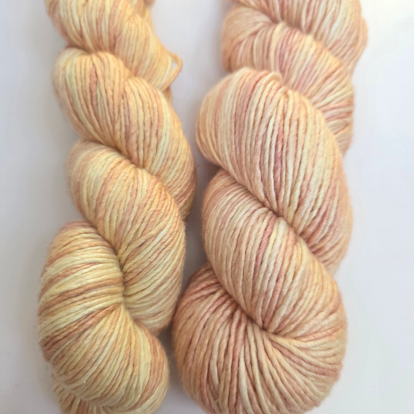 Sundara Aran Silky Merino, single ply