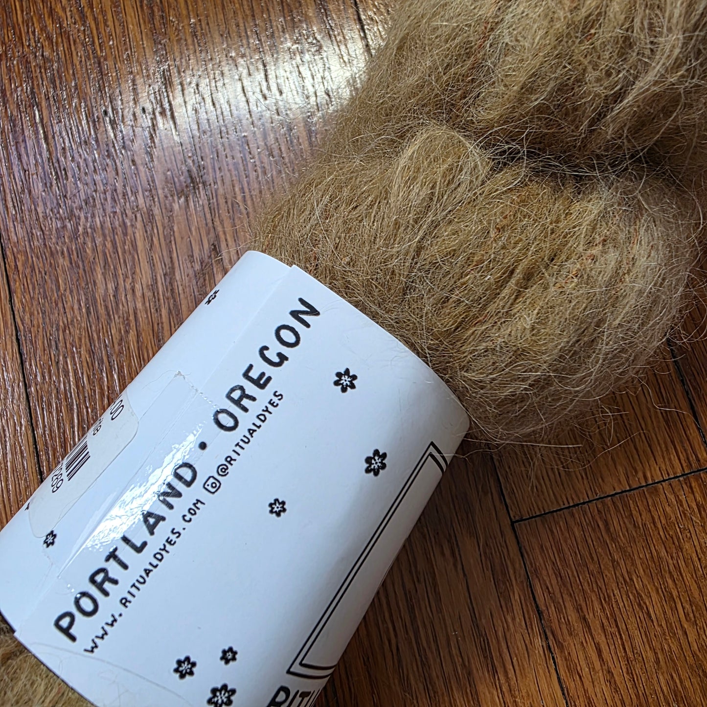 Ritual Dyes Worsted suri alpaca merino