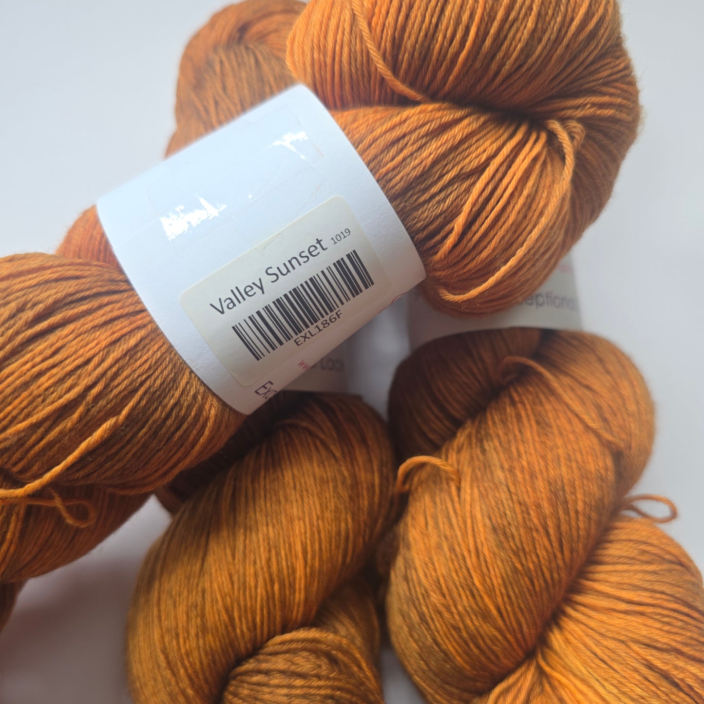 Stunning string studio exceptional lace 150g