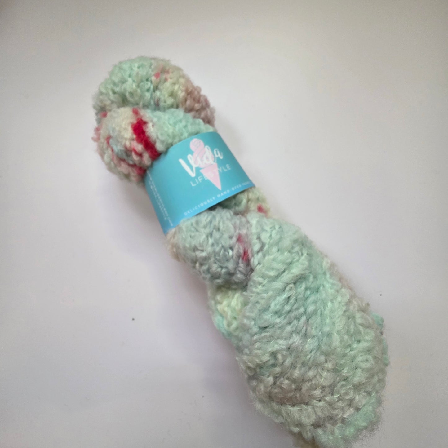 Vida Lifestyle Boucle super bulky
