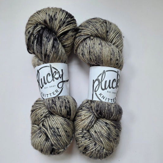 Plucky knitter Traveler Aran