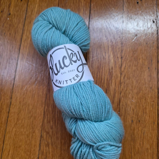 Plucky knitter Snug Worsted