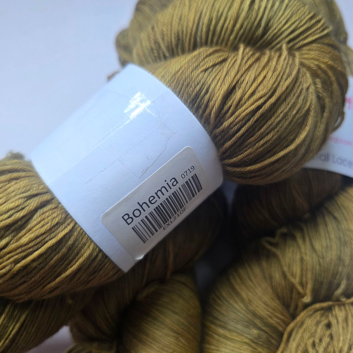 Stunning string studio exceptional lace 150g