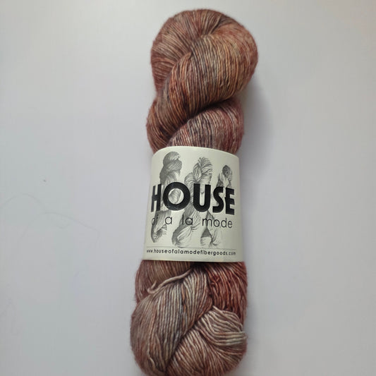House a la Mode Single ply fingering