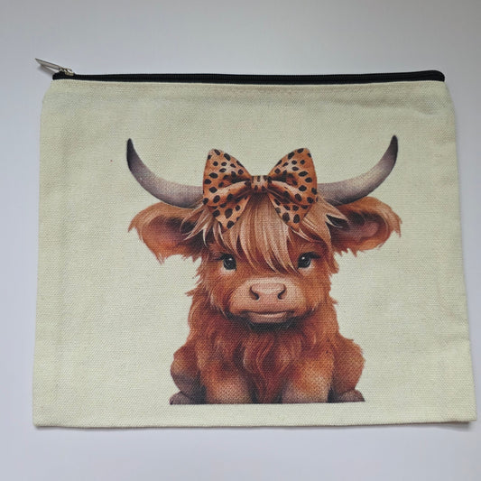 Canvas bag 7inx8.7in, Highland cow