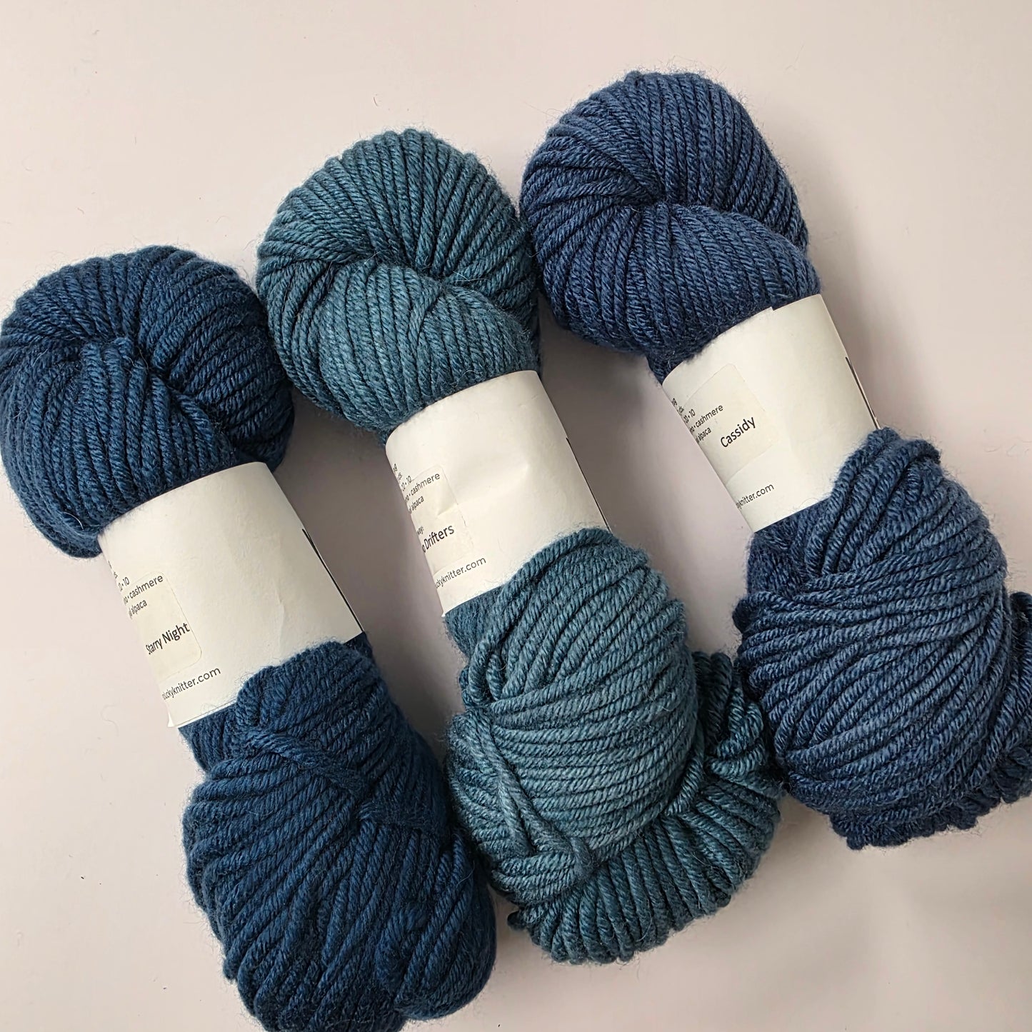 Plucky Knitter Snug Bulky