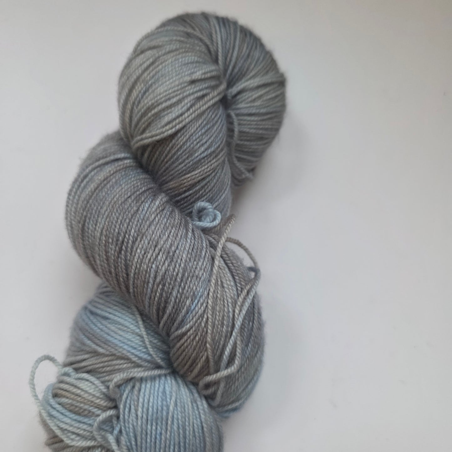 Madelinetosh Twist Light - Fallen Cloud