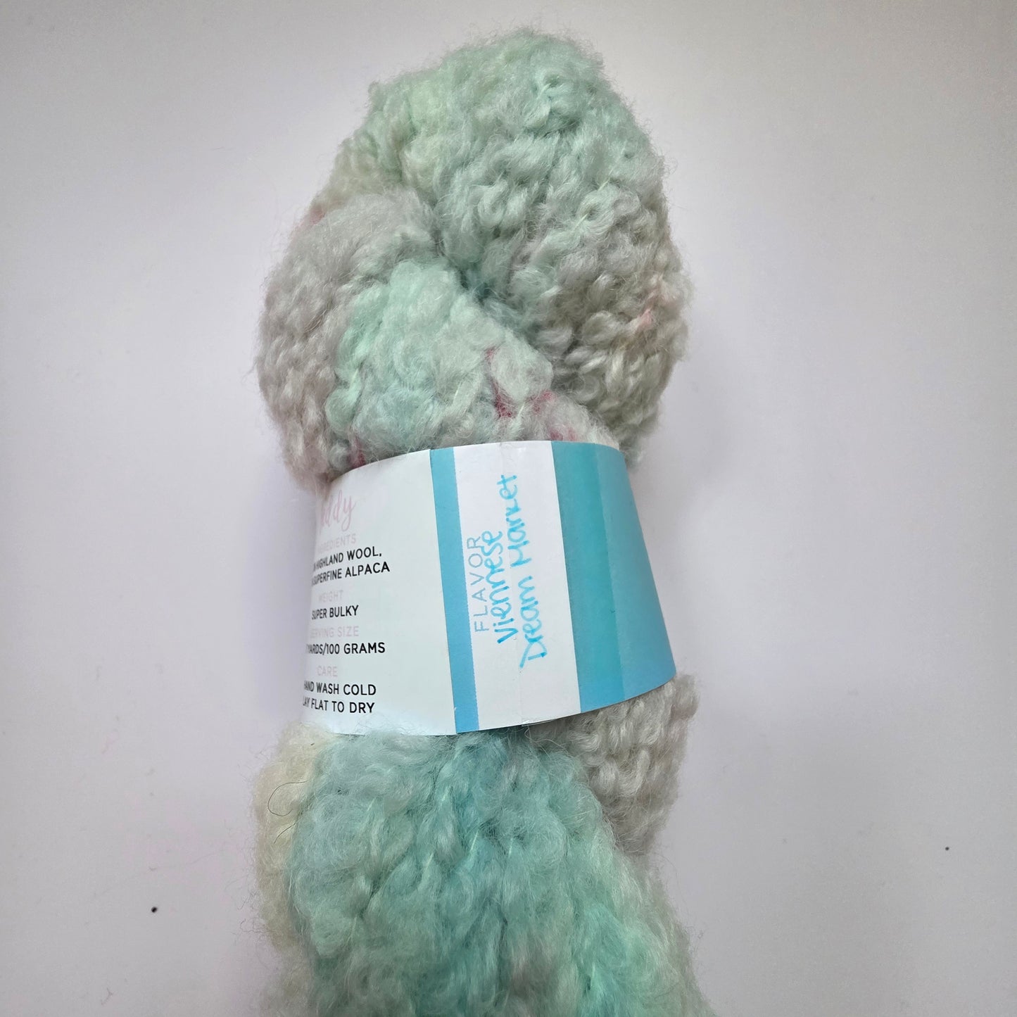 Vida Lifestyle Boucle super bulky